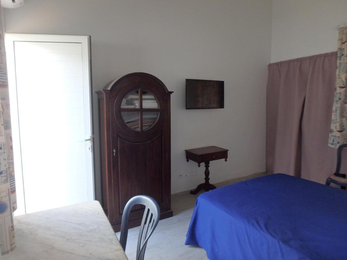 La Marine Bed & Breakfast Le Moule Exterior photo